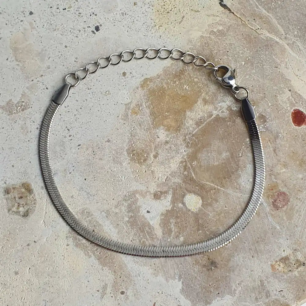 Snake Chain Bracelet Gold plated in 15cm +56cm extender. Stunning herringbone design. Waterproof, sweatproof, hypoallergenic. 