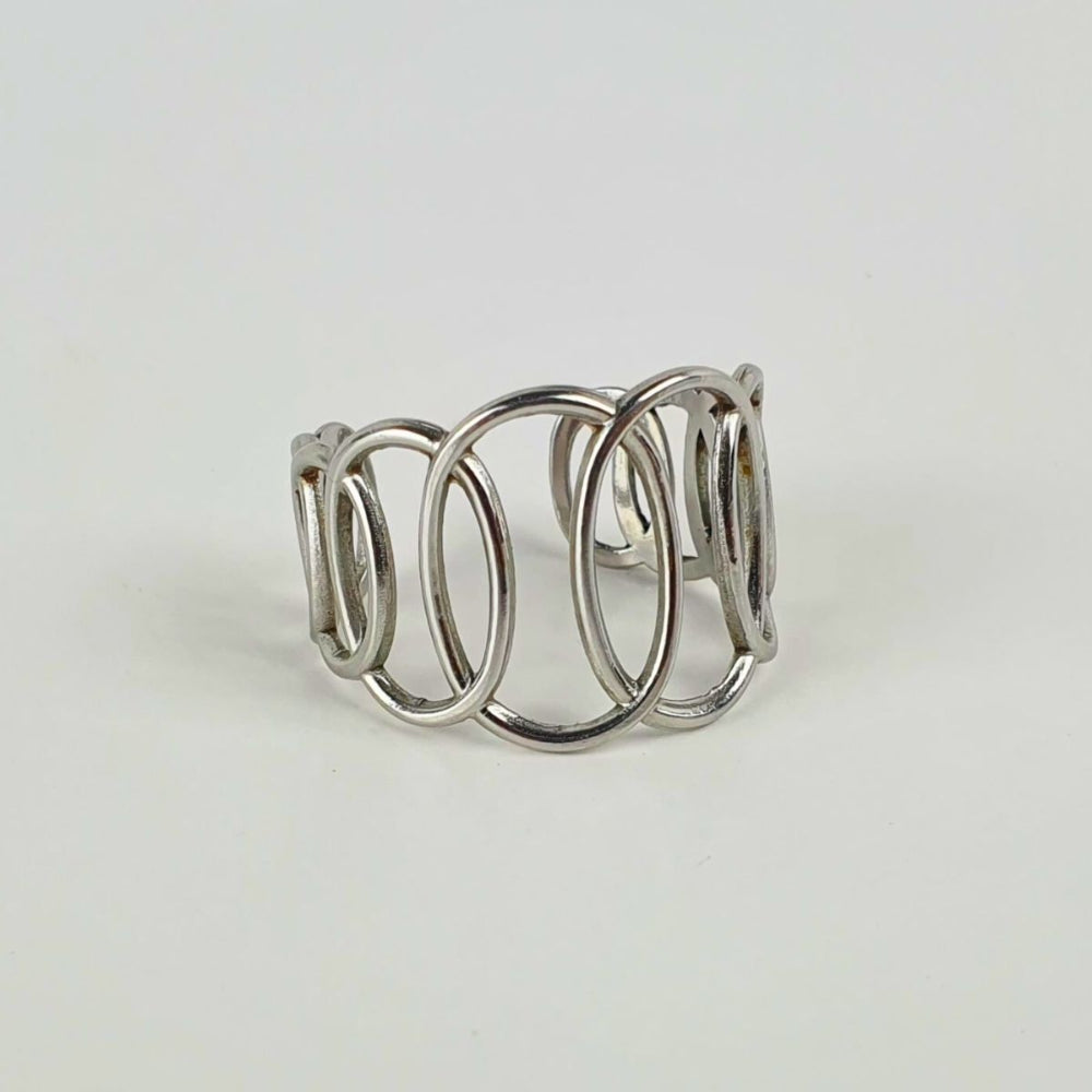 Twisted Ovals Adjustable Ring - Silver. Bold adjustable ring that fits all sizes.