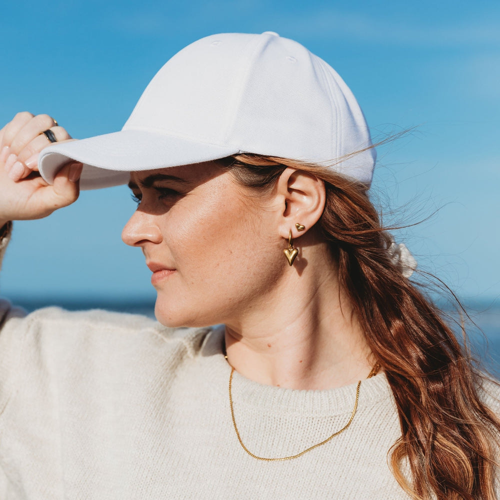 Chic heart hoops - Divine Me Essentials - Earrings