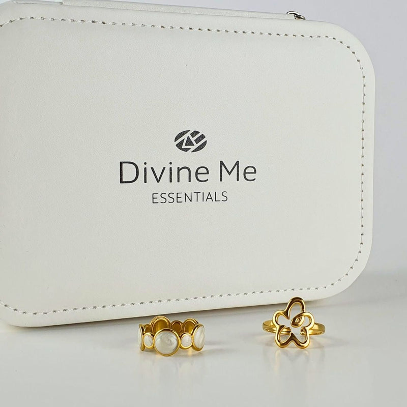 Gold Flower Power and Bubbles adjustable rings paired with the I Am Divine Jewellery Box, shown as a luxury gift set. Rings are 18K gold-plated, waterproof, and hypoallergenic.